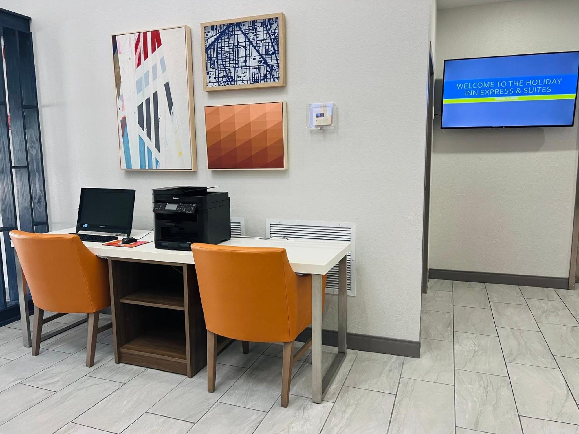 Holiday Inn Express & Suites Sebring By Ihg Buitenkant foto